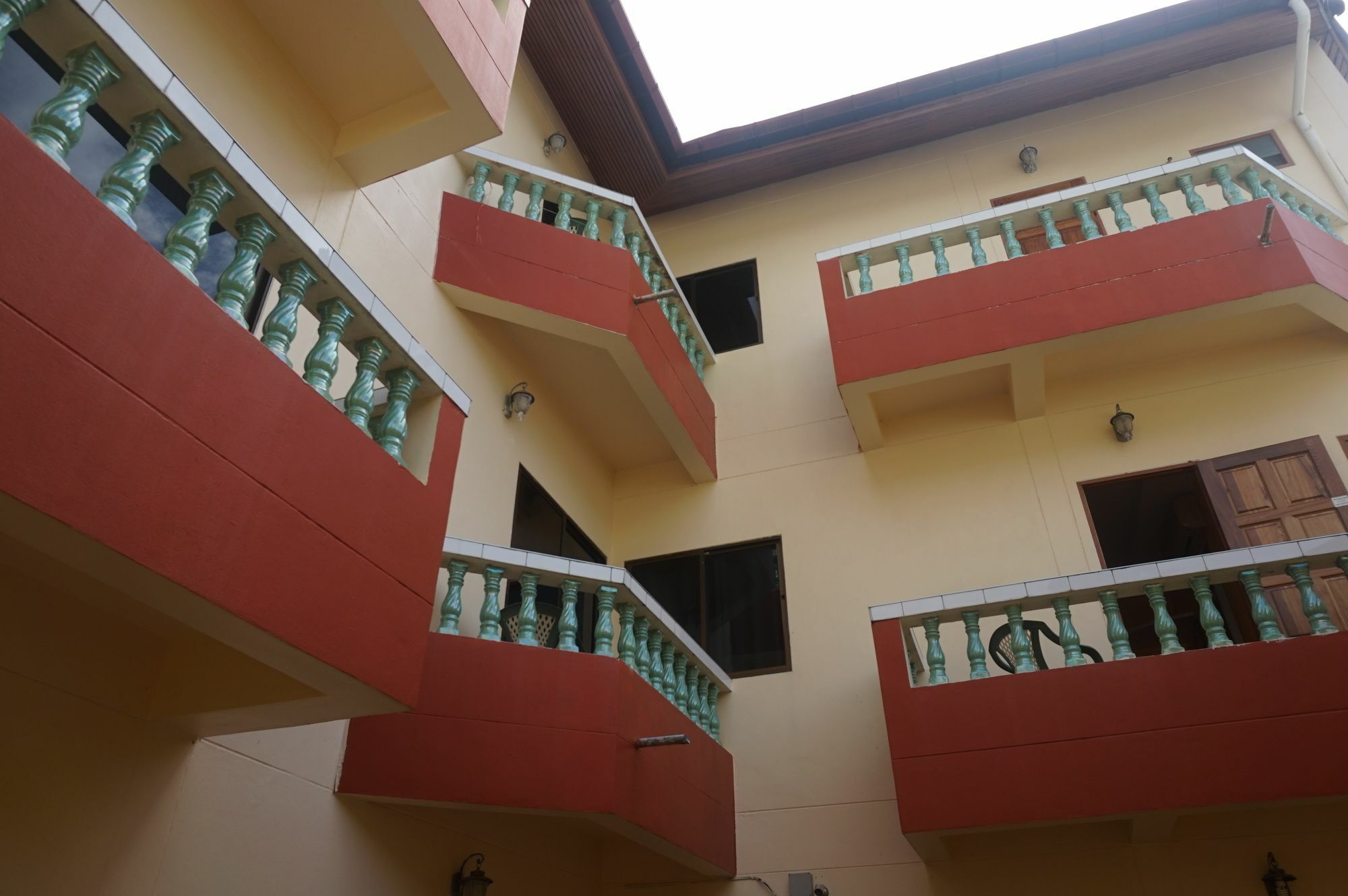 Ban Elephant Blanc Apartment Ката-Бич Экстерьер фото